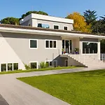 Niclas Luxury Eur