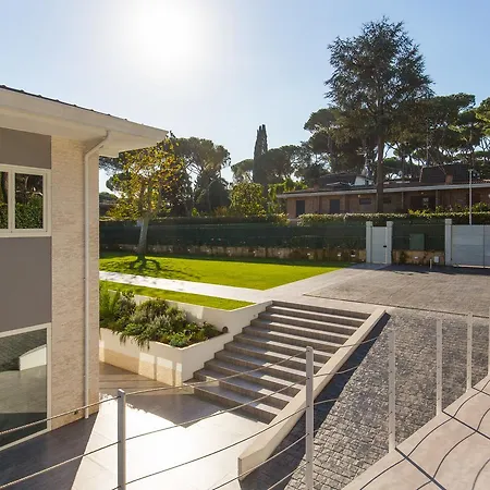 Niclas Luxury Eur Rome