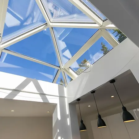 Niclas Luxury Eur Apartmán